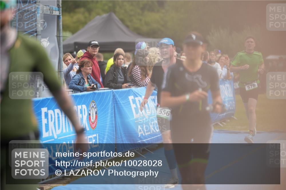 30.08.2026 - Elbe Triathlon Hamburg LAZAROV Photography http://msf.ph/oto/10028028 30.08.2026 11:25:50 Ziel 556, 576, 948 meine-sportfotos.de