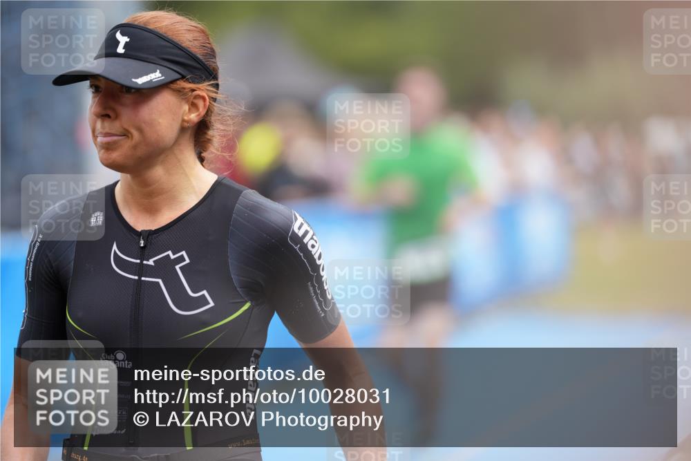 30.08.2026 - Elbe Triathlon Hamburg LAZAROV Photography http://msf.ph/oto/10028031 30.08.2026 11:25:52 Ziel 556, 576, 948, 1219 meine-sportfotos.de