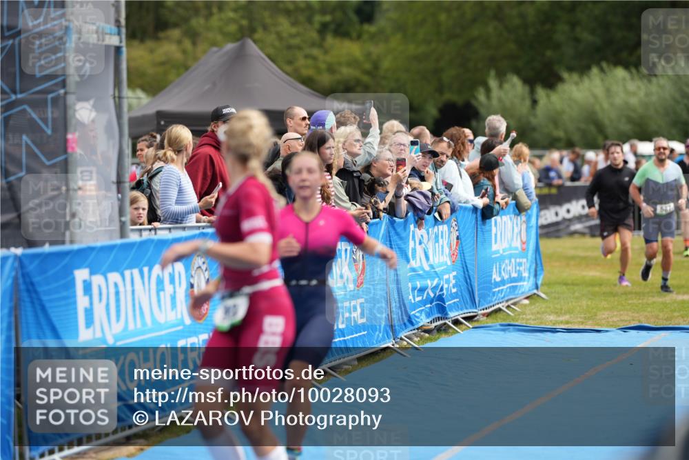 30.08.2026 - Elbe Triathlon Hamburg LAZAROV Photography http://msf.ph/oto/10028093 30.08.2026 11:27:55 Ziel 587, 874, 953, 1065, 1068, 1103 meine-sportfotos.de