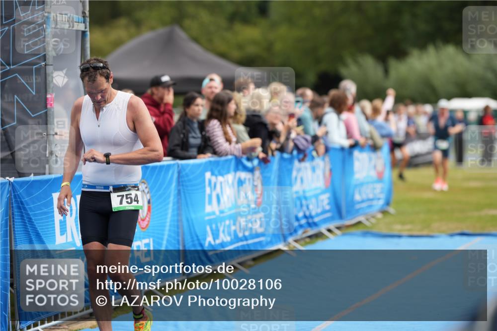 30.08.2026 - Elbe Triathlon Hamburg LAZAROV Photography http://msf.ph/oto/10028106 30.08.2026 11:28:06 Ziel 687, 754, 1068, 1103 meine-sportfotos.de