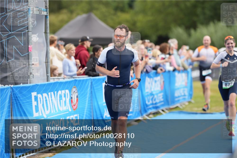 30.08.2026 - Elbe Triathlon Hamburg LAZAROV Photography http://msf.ph/oto/10028110 30.08.2026 11:28:30 Ziel 715, 866, 872, 1206, 1233 meine-sportfotos.de