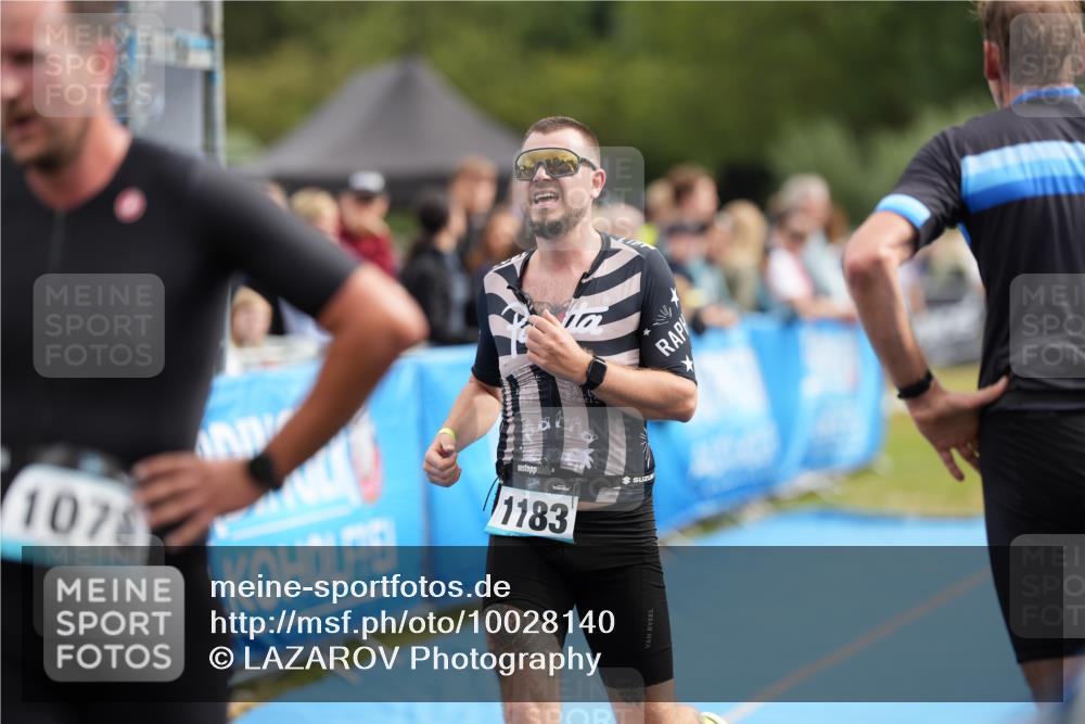 30.08.2026 - Elbe Triathlon Hamburg LAZAROV Photography http://msf.ph/oto/10028140 30.08.2026 11:29:35 Ziel 659, 749, 1078, 1183 meine-sportfotos.de