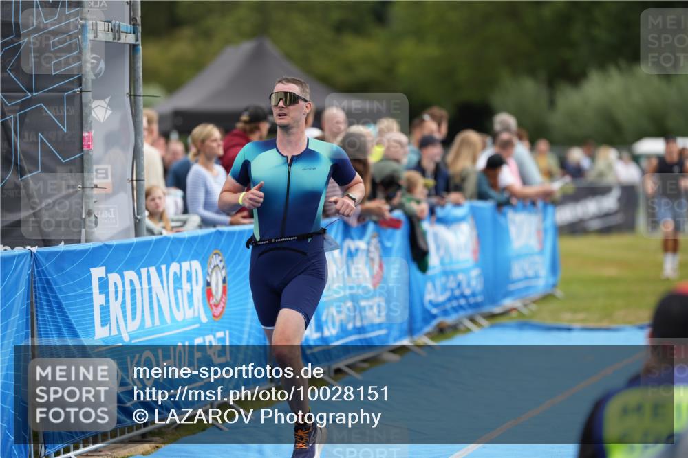 30.08.2026 - Elbe Triathlon Hamburg LAZAROV Photography http://msf.ph/oto/10028151 30.08.2026 11:30:07 Ziel 798, 1193 meine-sportfotos.de