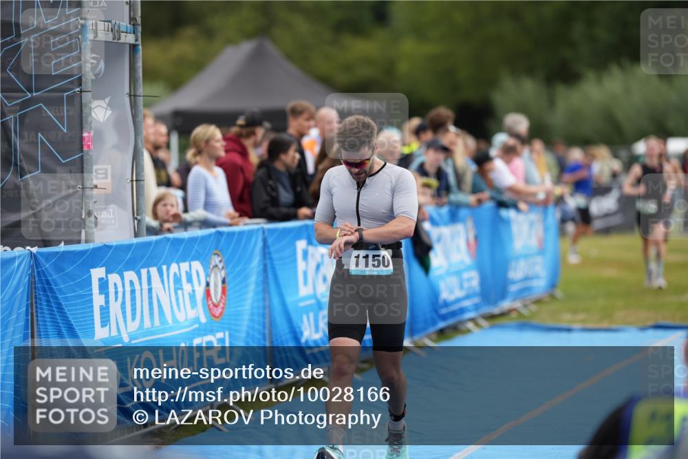 30.08.2026 - Elbe Triathlon Hamburg LAZAROV Photography http://msf.ph/oto/10028166 30.08.2026 11:30:33 Ziel 646, 714, 827, 1150 meine-sportfotos.de