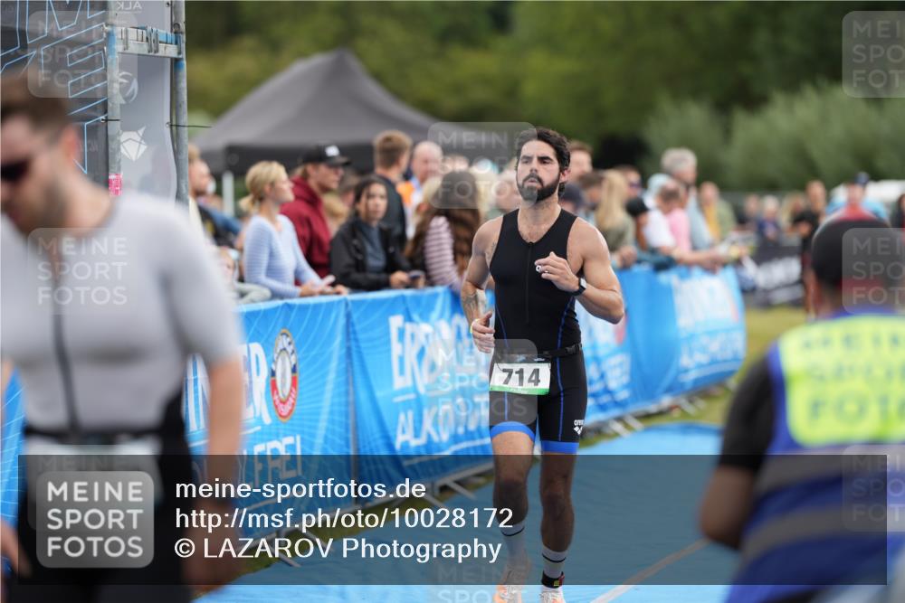 30.08.2026 - Elbe Triathlon Hamburg LAZAROV Photography http://msf.ph/oto/10028172 30.08.2026 11:30:39 Ziel 714, 827, 968, 1012, 1152 meine-sportfotos.de
