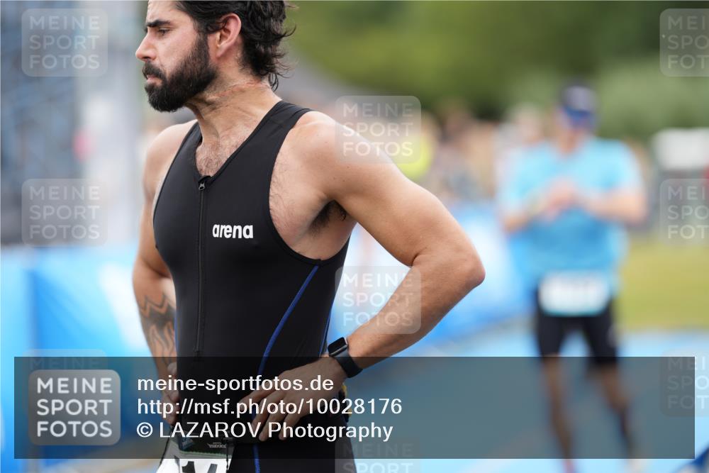 30.08.2026 - Elbe Triathlon Hamburg LAZAROV Photography http://msf.ph/oto/10028176 30.08.2026 11:30:45 Ziel 968, 1012, 1152 meine-sportfotos.de