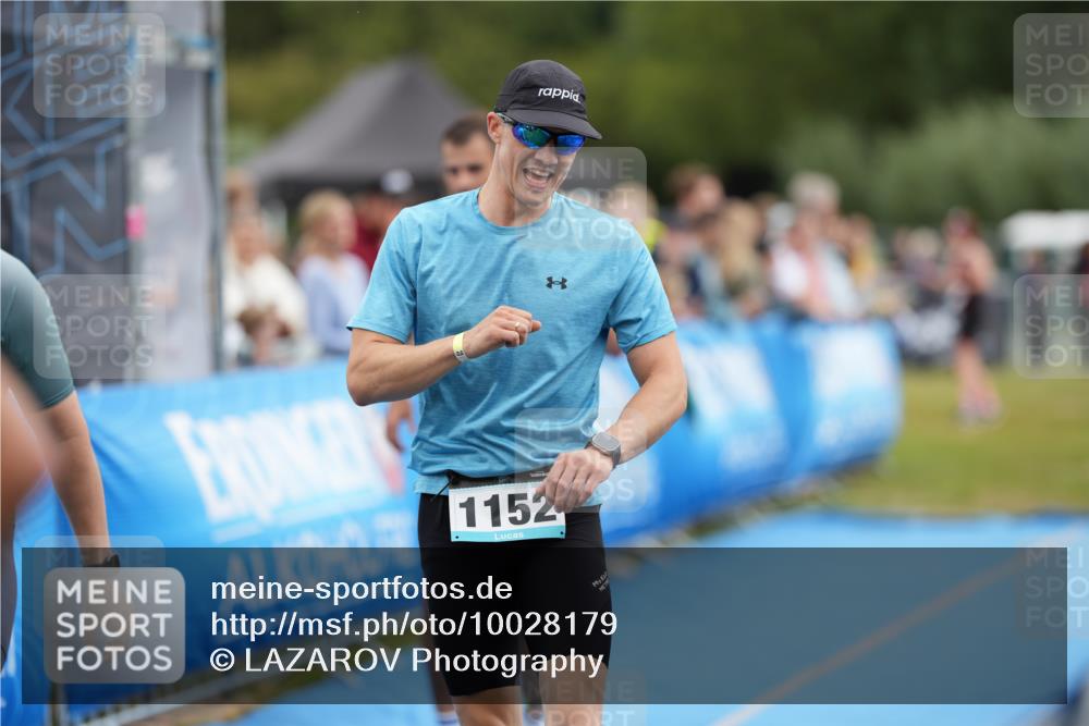 30.08.2026 - Elbe Triathlon Hamburg LAZAROV Photography http://msf.ph/oto/10028179 30.08.2026 11:30:47 Ziel 968, 1012, 1152 meine-sportfotos.de