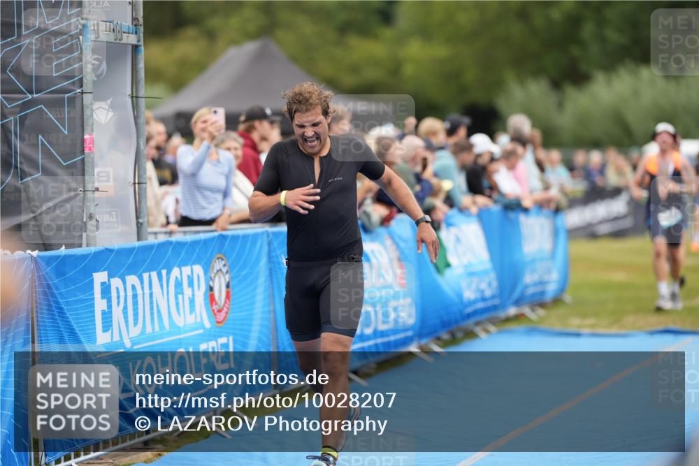 30.08.2026 - Elbe Triathlon Hamburg LAZAROV Photography http://msf.ph/oto/10028207 30.08.2026 11:32:13 Ziel 716, 729, 1026, 1062, 1170, 1369 meine-sportfotos.de