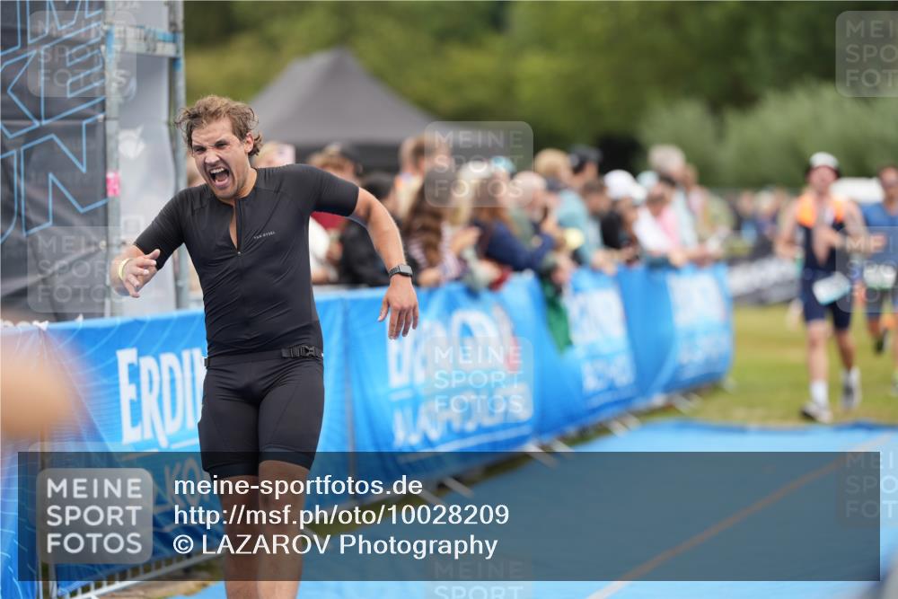 30.08.2026 - Elbe Triathlon Hamburg LAZAROV Photography http://msf.ph/oto/10028209 30.08.2026 11:32:14 Ziel 716, 729, 1026, 1170, 1369 meine-sportfotos.de