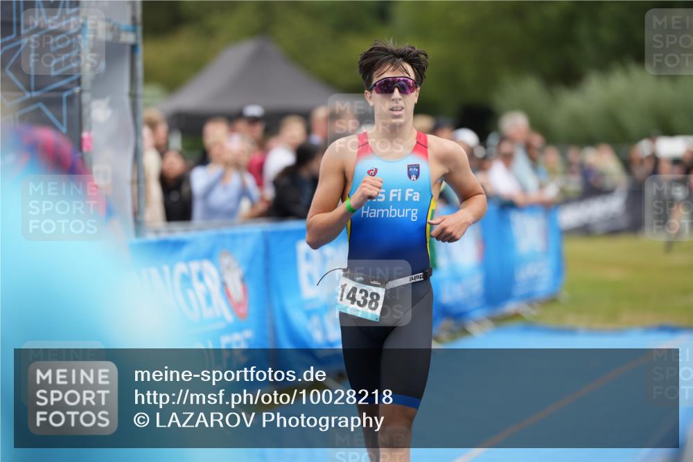 30.08.2026 - Elbe Triathlon Hamburg LAZAROV Photography http://msf.ph/oto/10028218 30.08.2026 11:32:24 Ziel 1222, 1369, 1438 meine-sportfotos.de