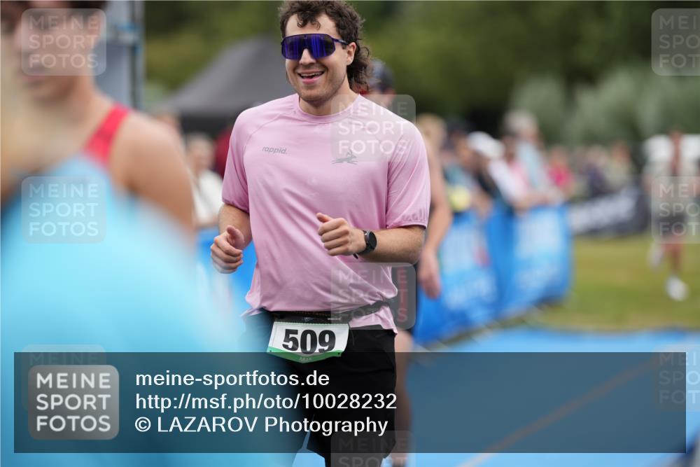 30.08.2026 - Elbe Triathlon Hamburg LAZAROV Photography http://msf.ph/oto/10028232 30.08.2026 11:32:41 Ziel 509, 604, 690, 1051 meine-sportfotos.de