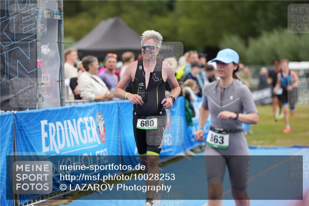 30.08.2026 - Elbe Triathlon Hamburg LAZAROV Photography http://msf.ph/oto/10028253 30.08.2026 11:33:57 Ziel 680, 863, 870, 1166, 1180, 1234, 1452 meine-sportfotos.de