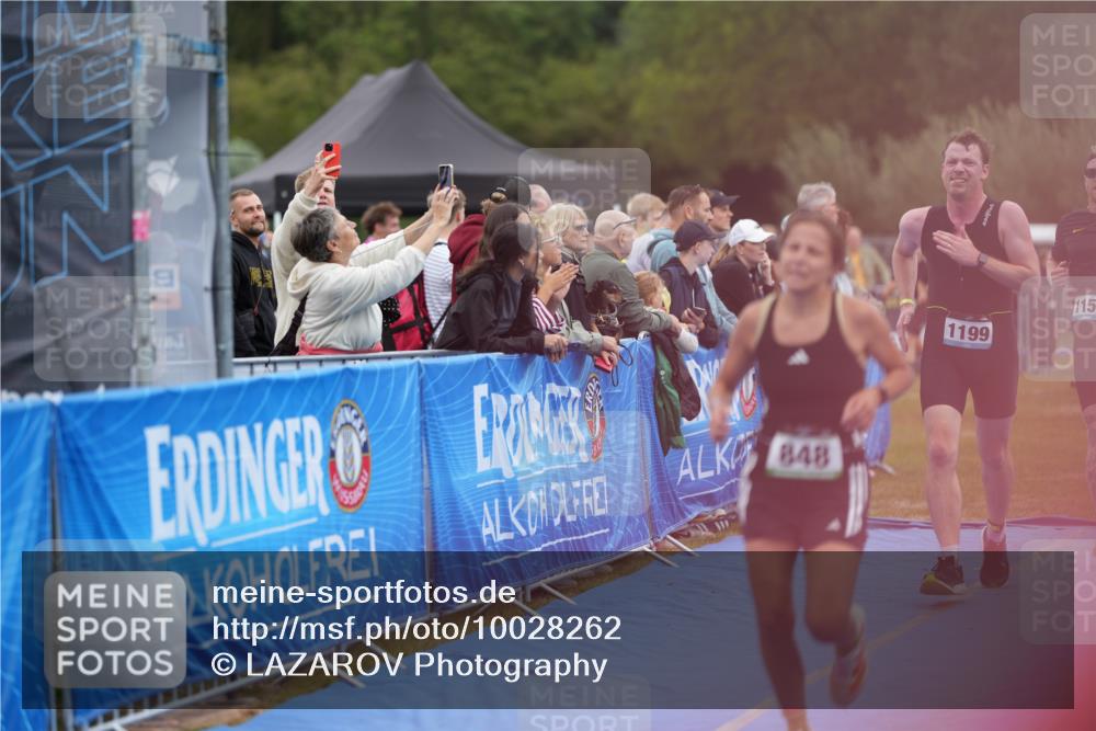 30.08.2026 - Elbe Triathlon Hamburg LAZAROV Photography http://msf.ph/oto/10028262 30.08.2026 11:34:18 Ziel 848, 1149, 1153, 1199 meine-sportfotos.de
