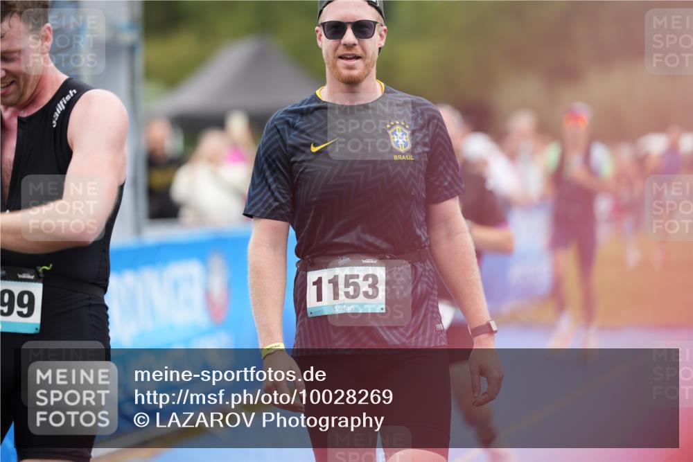 30.08.2026 - Elbe Triathlon Hamburg LAZAROV Photography http://msf.ph/oto/10028269 30.08.2026 11:34:26 Ziel 570, 1149, 1266 meine-sportfotos.de
