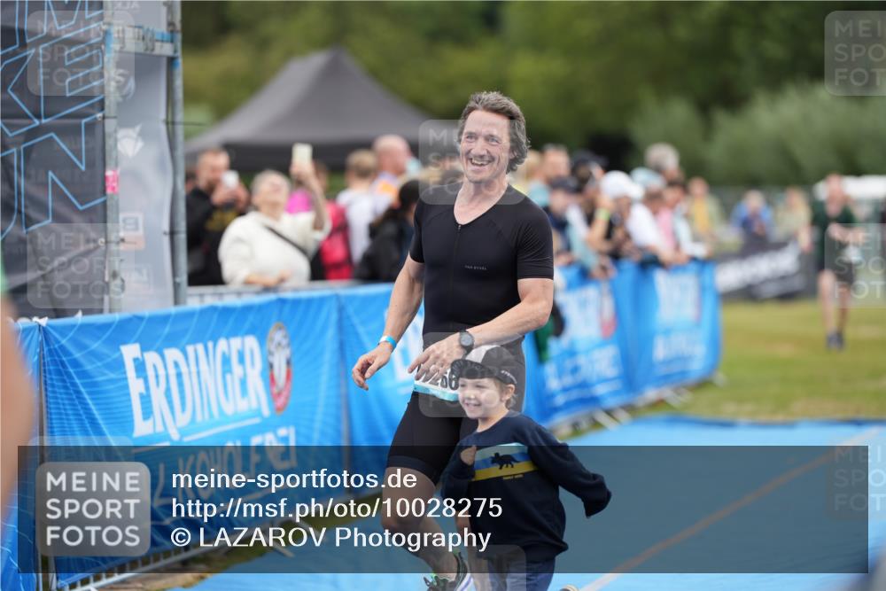30.08.2026 - Elbe Triathlon Hamburg LAZAROV Photography http://msf.ph/oto/10028275 30.08.2026 11:34:34 Ziel 1141, 1266 meine-sportfotos.de