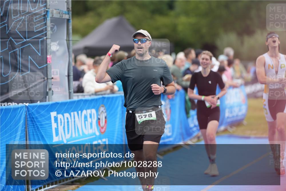 30.08.2026 - Elbe Triathlon Hamburg LAZAROV Photography http://msf.ph/oto/10028288 30.08.2026 11:35:00 Ziel 578, 903, 1213, 1230, 1441 meine-sportfotos.de