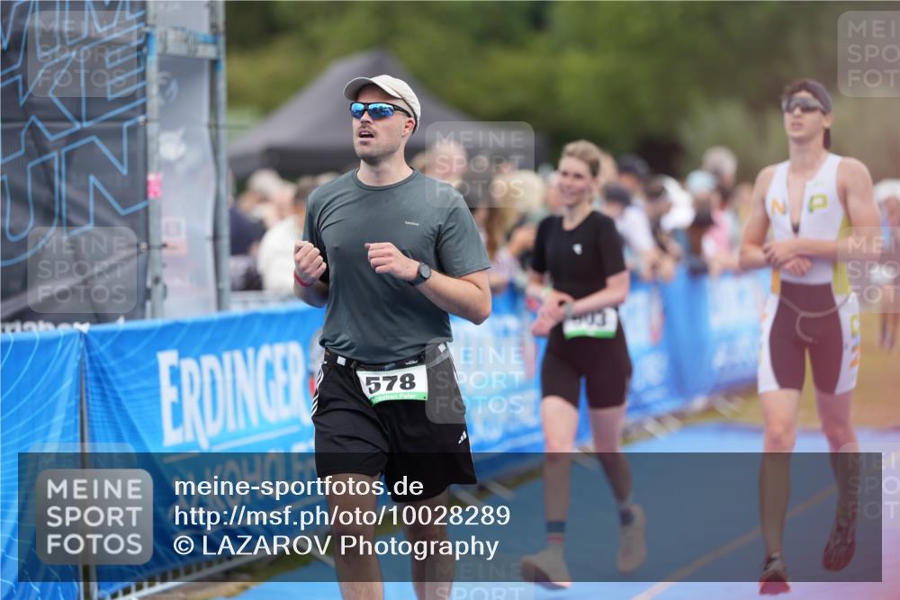 30.08.2026 - Elbe Triathlon Hamburg LAZAROV Photography http://msf.ph/oto/10028289 30.08.2026 11:35:01 Ziel 578, 903, 1213, 1230, 1441 meine-sportfotos.de
