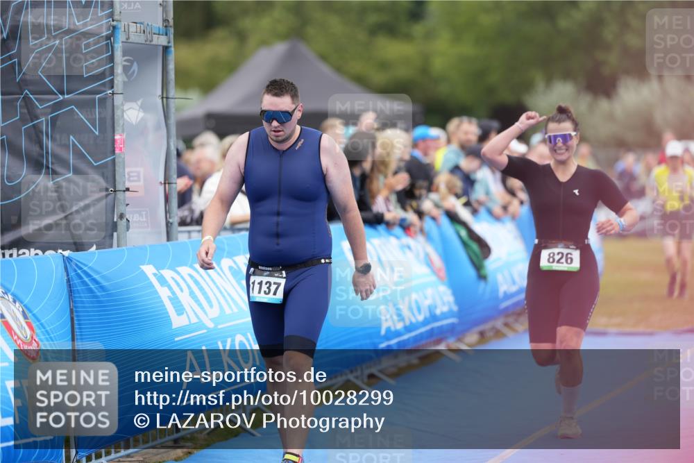 30.08.2026 - Elbe Triathlon Hamburg LAZAROV Photography http://msf.ph/oto/10028299 30.08.2026 11:35:17 Ziel 780, 826, 1137, 1318 meine-sportfotos.de
