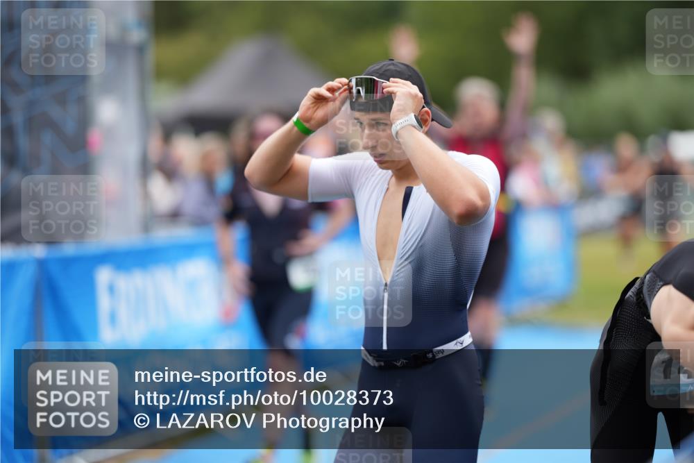 30.08.2026 - Elbe Triathlon Hamburg LAZAROV Photography http://msf.ph/oto/10028373 30.08.2026 11:37:55 Ziel 696, 726, 757, 759, 1298, 1374 meine-sportfotos.de