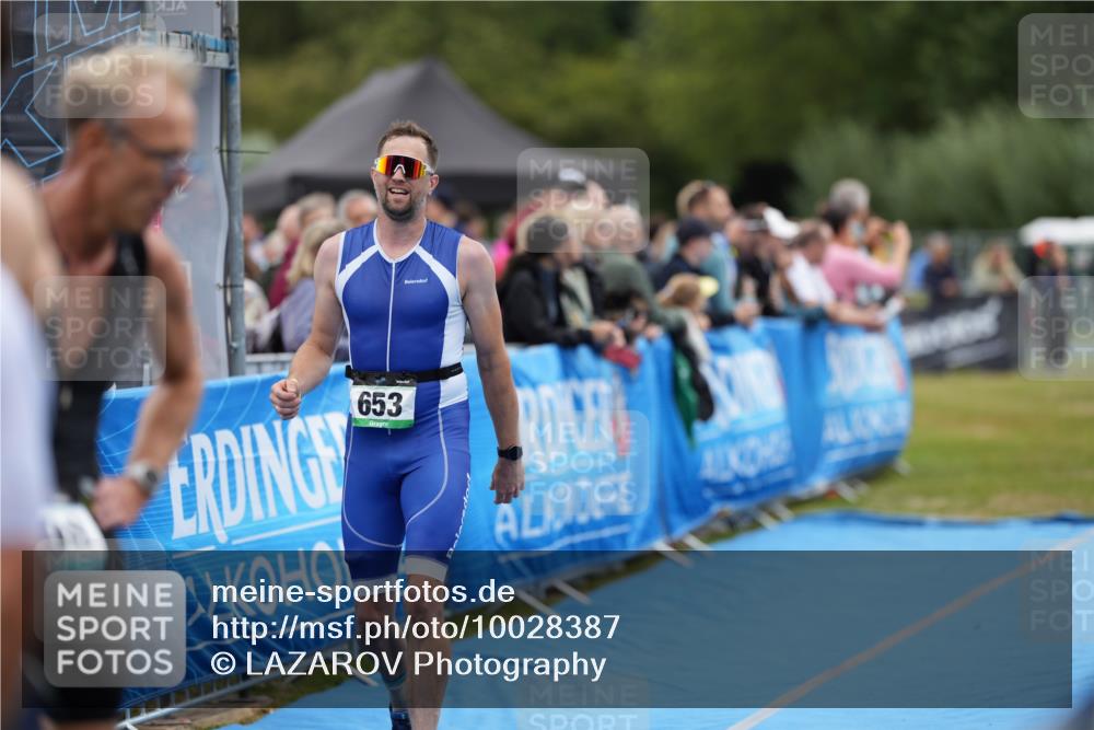 30.08.2026 - Elbe Triathlon Hamburg LAZAROV Photography http://msf.ph/oto/10028387 30.08.2026 11:38:10 Ziel  meine-sportfotos.de