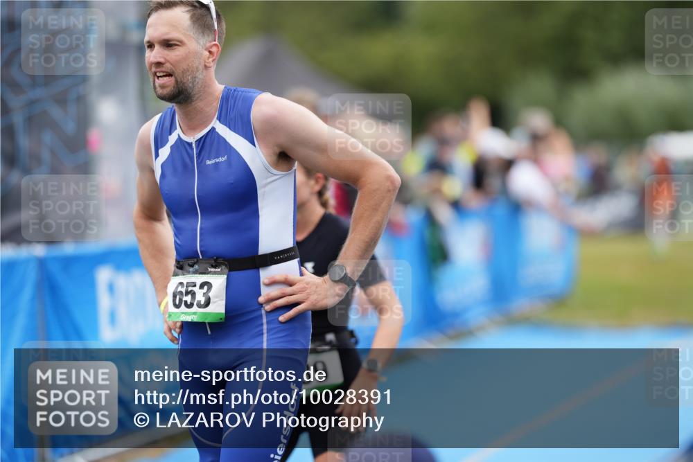 30.08.2026 - Elbe Triathlon Hamburg LAZAROV Photography http://msf.ph/oto/10028391 30.08.2026 11:38:22 Ziel 889, 1335, 1422 meine-sportfotos.de