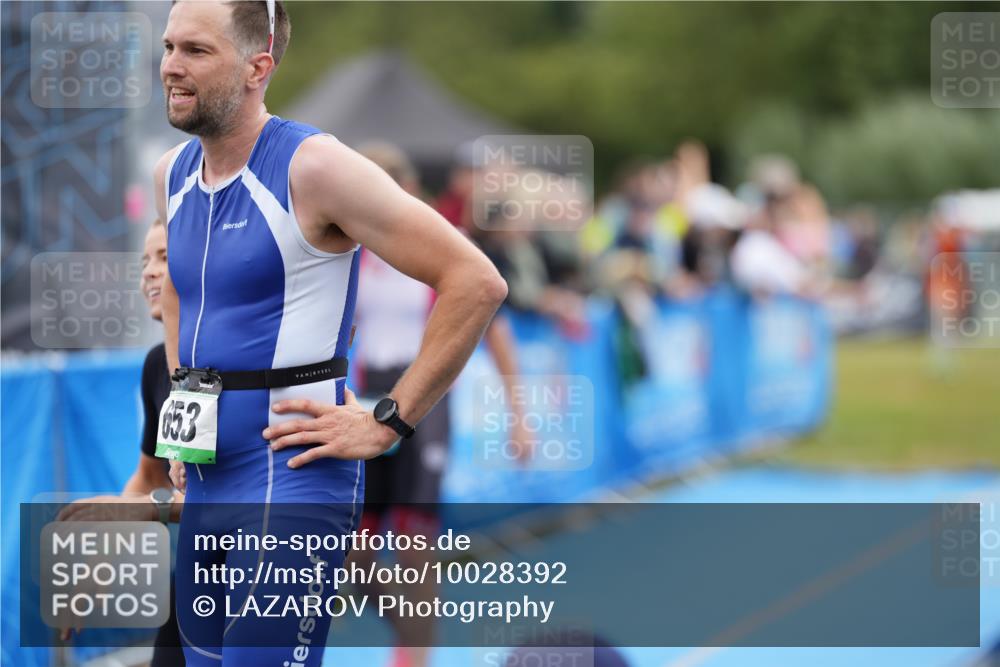 30.08.2026 - Elbe Triathlon Hamburg LAZAROV Photography http://msf.ph/oto/10028392 30.08.2026 11:38:22 Ziel 889, 1335, 1422 meine-sportfotos.de