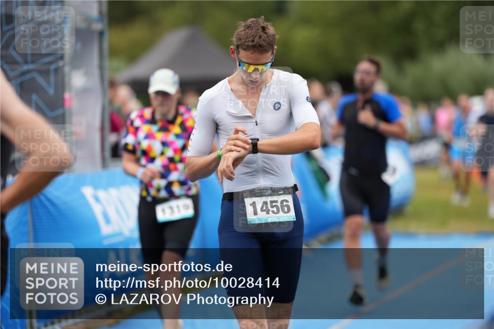 30.08.2026 - Elbe Triathlon Hamburg LAZAROV Photography http://msf.ph/oto/10028414 30.08.2026 11:39:11 Ziel 877, 1064, 1169, 1214, 1256, 1319, 1456 meine-sportfotos.de