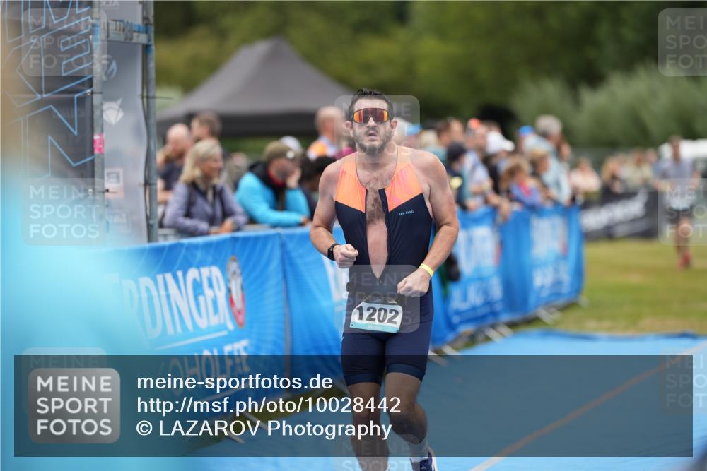 30.08.2026 - Elbe Triathlon Hamburg LAZAROV Photography http://msf.ph/oto/10028442 30.08.2026 11:41:27 Ziel 806, 1202, 1209, 1278 meine-sportfotos.de