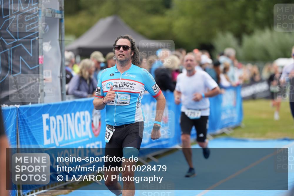 30.08.2026 - Elbe Triathlon Hamburg LAZAROV Photography http://msf.ph/oto/10028479 30.08.2026 11:42:57 Ziel 805, 1238, 1257, 1303, 1325 meine-sportfotos.de