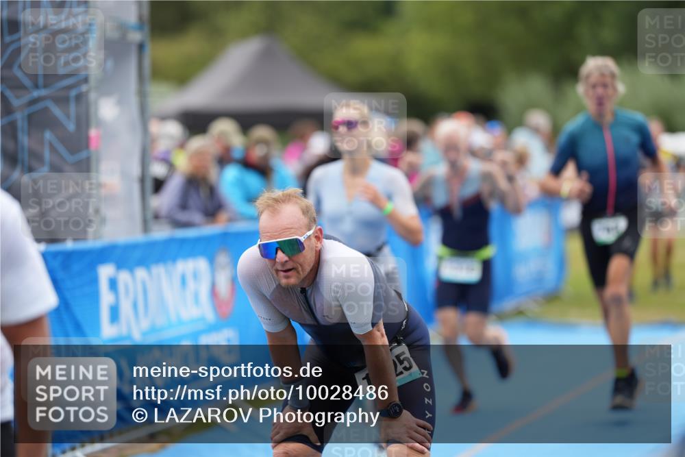 30.08.2026 - Elbe Triathlon Hamburg LAZAROV Photography http://msf.ph/oto/10028486 30.08.2026 11:43:07 Ziel 768, 918, 1107, 1316, 1324 meine-sportfotos.de
