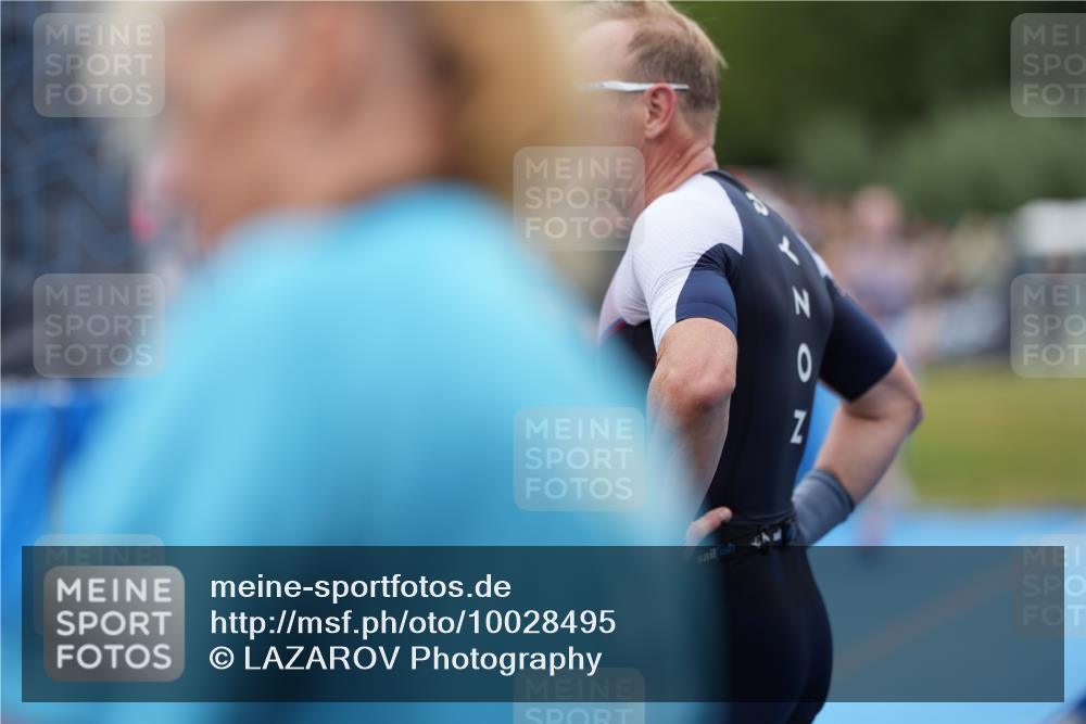 30.08.2026 - Elbe Triathlon Hamburg LAZAROV Photography http://msf.ph/oto/10028495 30.08.2026 11:43:23 Ziel 1242, 1390 meine-sportfotos.de