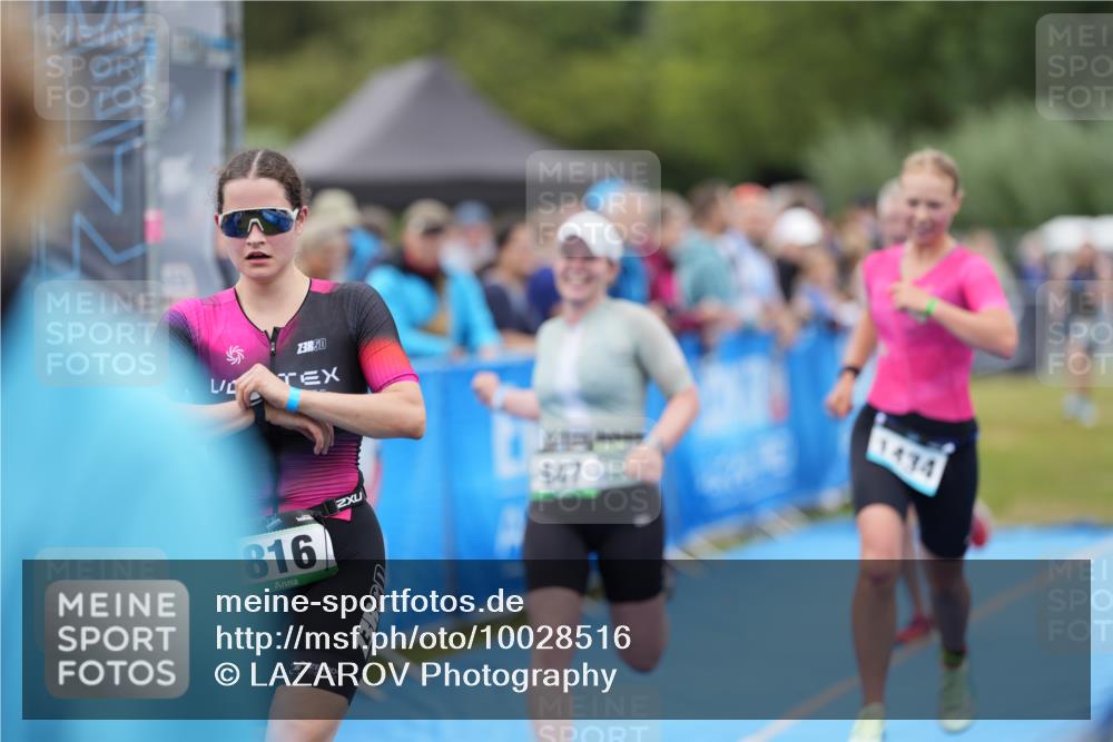 30.08.2026 - Elbe Triathlon Hamburg LAZAROV Photography http://msf.ph/oto/10028516 30.08.2026 11:43:53 Ziel 816, 847, 1345, 1353, 1434 meine-sportfotos.de