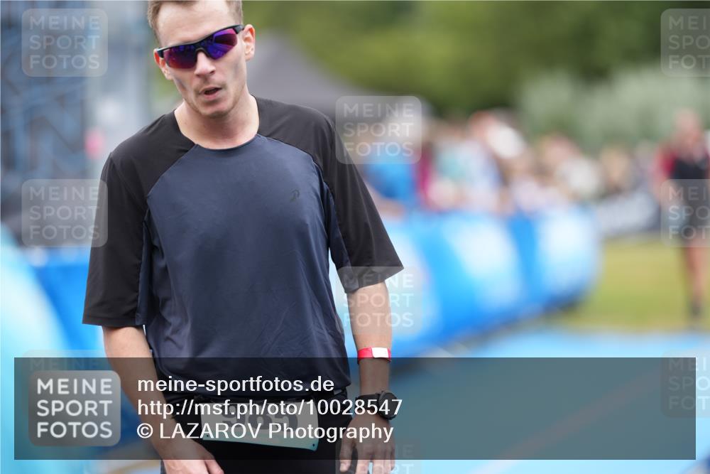 30.08.2026 - Elbe Triathlon Hamburg LAZAROV Photography http://msf.ph/oto/10028547 30.08.2026 11:45:44 Ziel 1248, 1299 meine-sportfotos.de