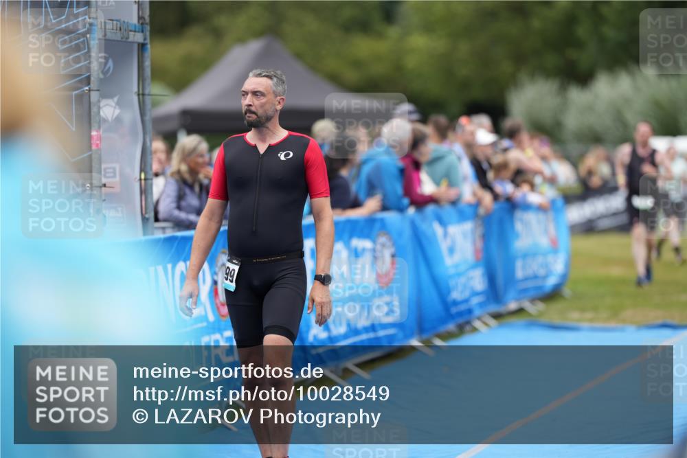 30.08.2026 - Elbe Triathlon Hamburg LAZAROV Photography http://msf.ph/oto/10028549 30.08.2026 11:45:48 Ziel 713, 1299 meine-sportfotos.de