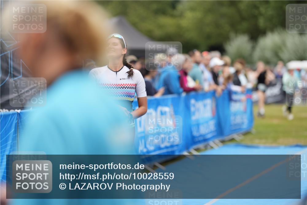 30.08.2026 - Elbe Triathlon Hamburg LAZAROV Photography http://msf.ph/oto/10028559 30.08.2026 11:46:13 Ziel 873 meine-sportfotos.de