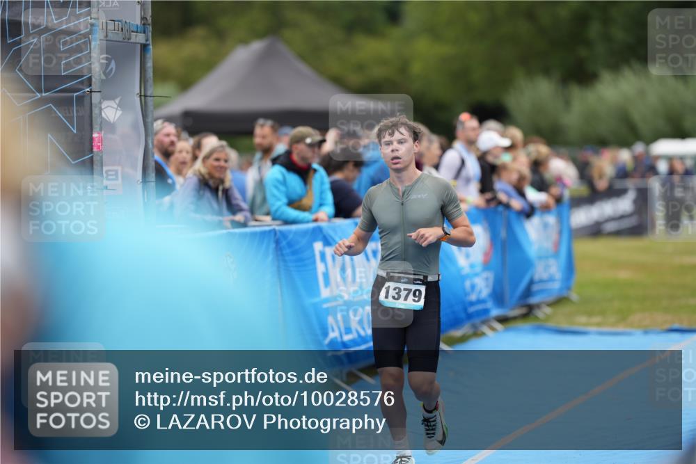30.08.2026 - Elbe Triathlon Hamburg LAZAROV Photography http://msf.ph/oto/10028576 30.08.2026 11:47:15 Ziel 1311, 1379 meine-sportfotos.de