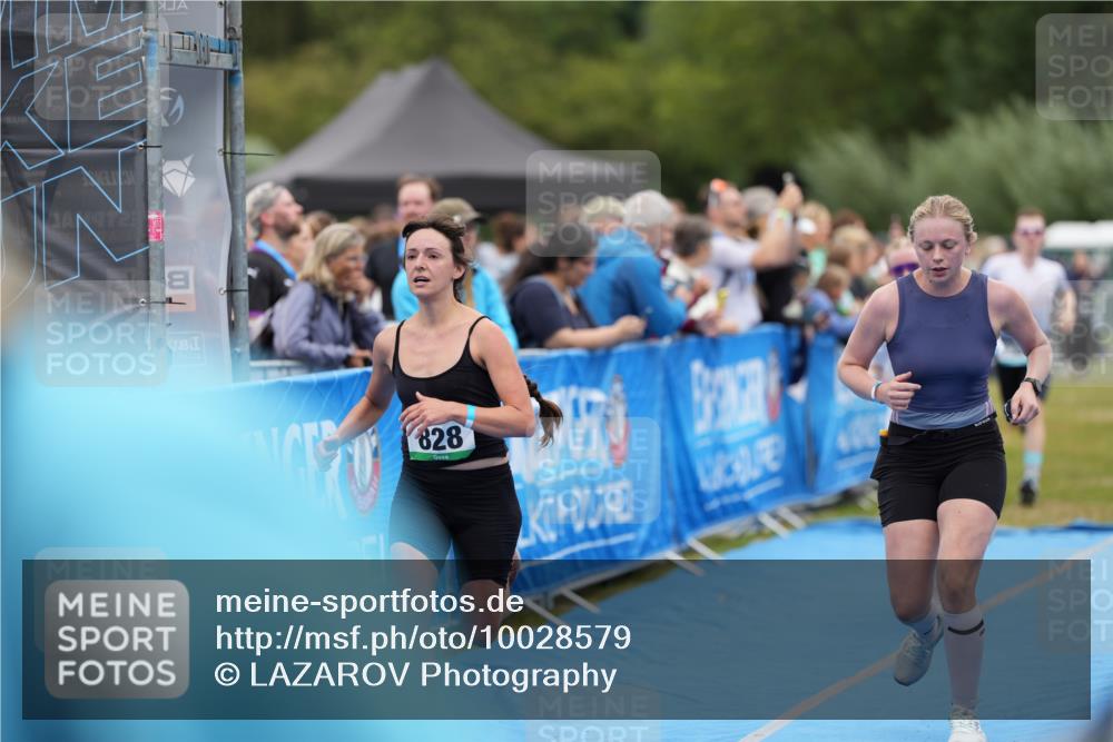 30.08.2026 - Elbe Triathlon Hamburg LAZAROV Photography http://msf.ph/oto/10028579 30.08.2026 11:47:29 Ziel 809, 814, 828, 857, 1383 meine-sportfotos.de