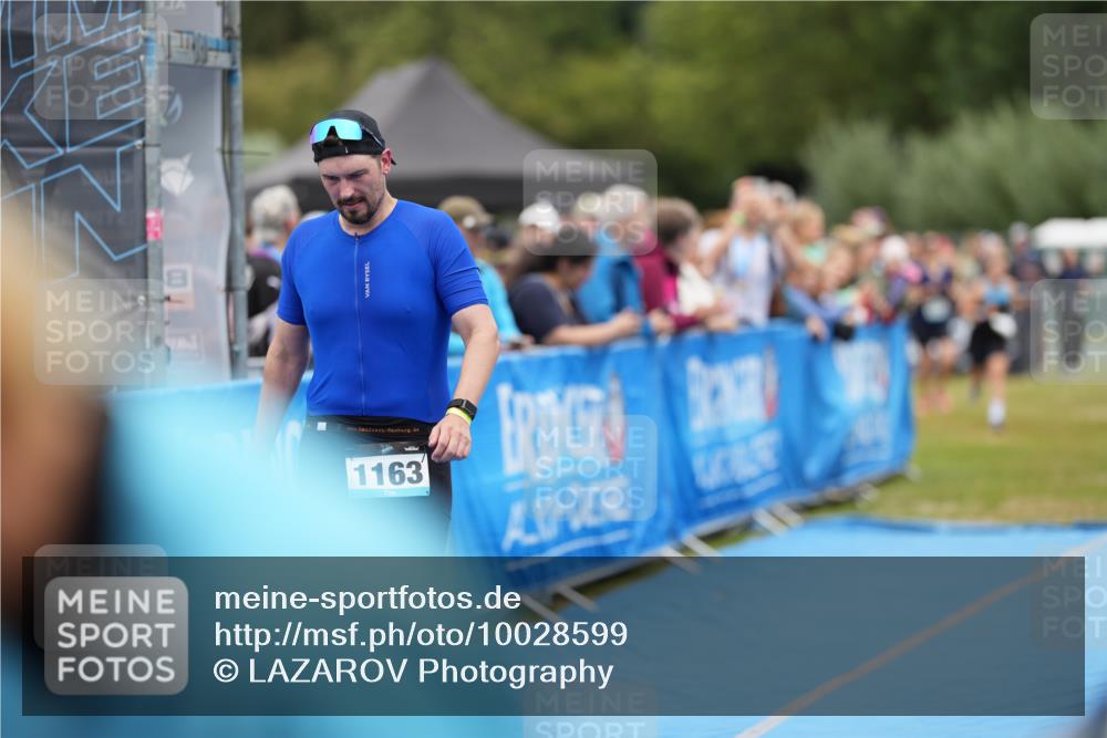 30.08.2026 - Elbe Triathlon Hamburg LAZAROV Photography http://msf.ph/oto/10028599 30.08.2026 11:48:05 Ziel 821, 914, 1163, 1421 meine-sportfotos.de