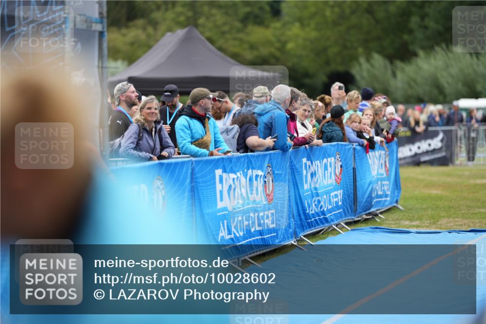 30.08.2026 - Elbe Triathlon Hamburg LAZAROV Photography http://msf.ph/oto/10028602 30.08.2026 11:48:12 Ziel 821 meine-sportfotos.de