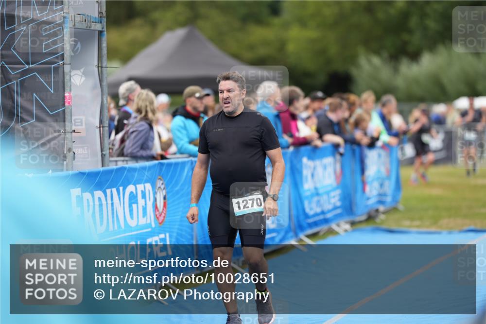 30.08.2026 - Elbe Triathlon Hamburg LAZAROV Photography http://msf.ph/oto/10028651 30.08.2026 11:50:52 Ziel 1270 meine-sportfotos.de