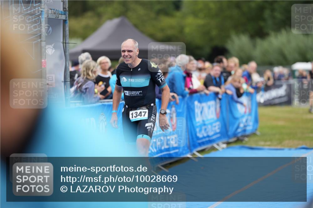 30.08.2026 - Elbe Triathlon Hamburg LAZAROV Photography http://msf.ph/oto/10028669 30.08.2026 11:51:28 Ziel 1347 meine-sportfotos.de