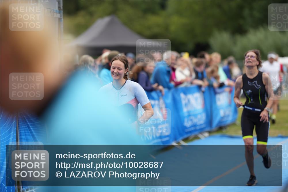 30.08.2026 - Elbe Triathlon Hamburg LAZAROV Photography http://msf.ph/oto/10028687 30.08.2026 11:51:59 Ziel 822, 980, 1262, 1281, 1331, 1455 meine-sportfotos.de
