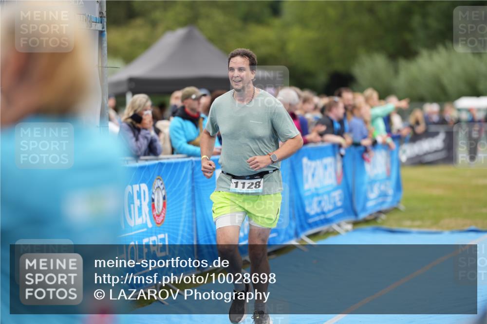 30.08.2026 - Elbe Triathlon Hamburg LAZAROV Photography http://msf.ph/oto/10028698 30.08.2026 11:52:25 Ziel 854, 943, 1128 meine-sportfotos.de