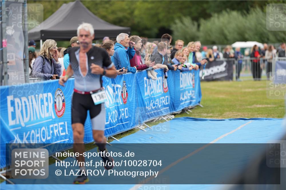 30.08.2026 - Elbe Triathlon Hamburg LAZAROV Photography http://msf.ph/oto/10028704 30.08.2026 11:53:10 Ziel 1367 meine-sportfotos.de