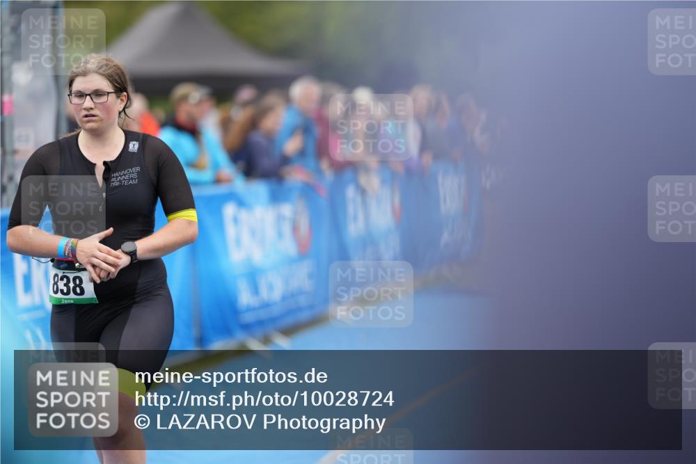 30.08.2026 - Elbe Triathlon Hamburg LAZAROV Photography http://msf.ph/oto/10028724 30.08.2026 11:53:53 Ziel 838, 1284 meine-sportfotos.de