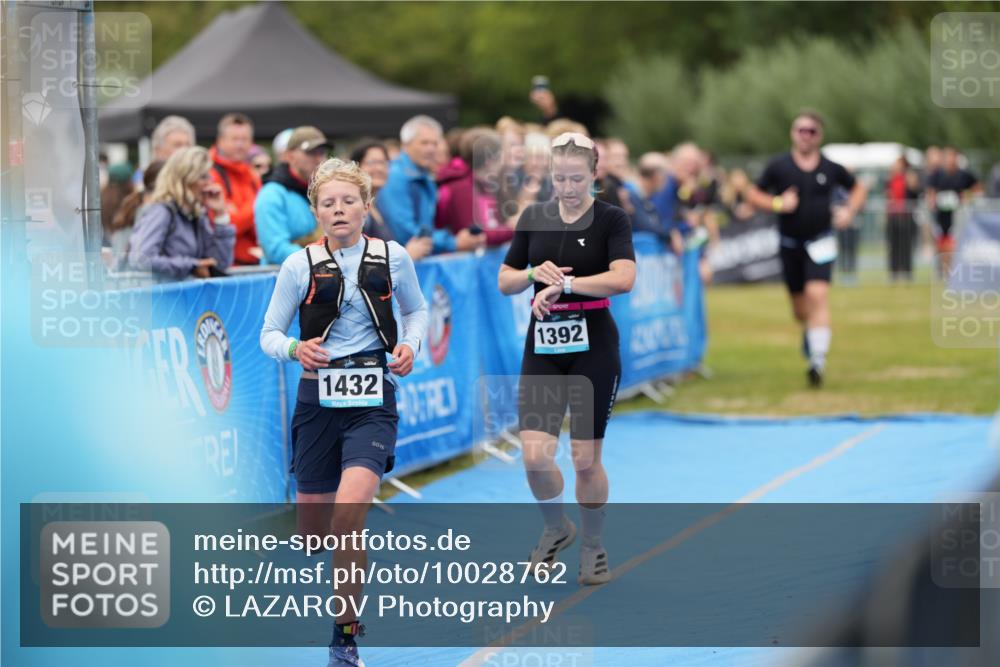 30.08.2026 - Elbe Triathlon Hamburg LAZAROV Photography http://msf.ph/oto/10028762 30.08.2026 11:56:25 Ziel 1174, 1392, 1432 meine-sportfotos.de