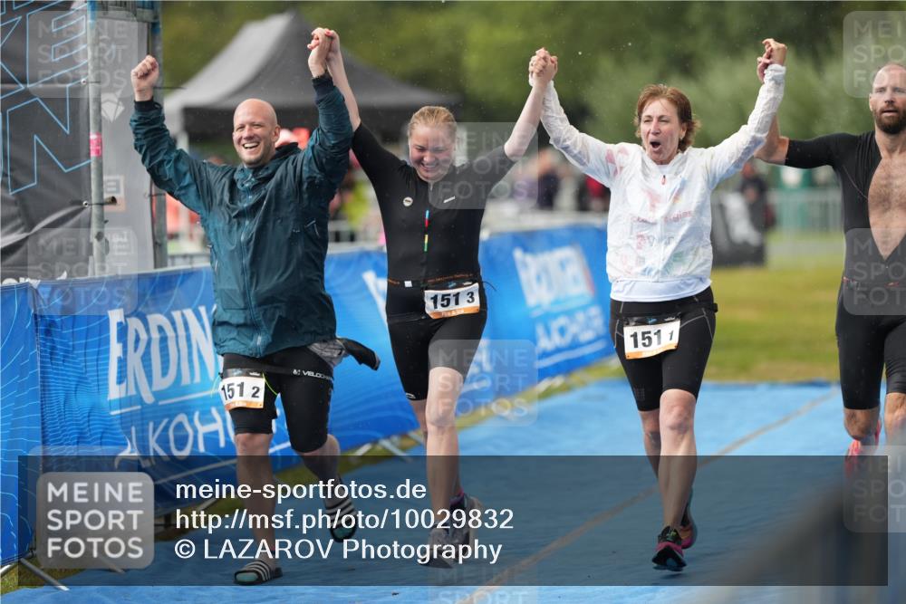 30.08.2026 - Elbe Triathlon Hamburg LAZAROV Photography http://msf.ph/oto/10029832 30.08.2026 16:23:52 Ziel  meine-sportfotos.de