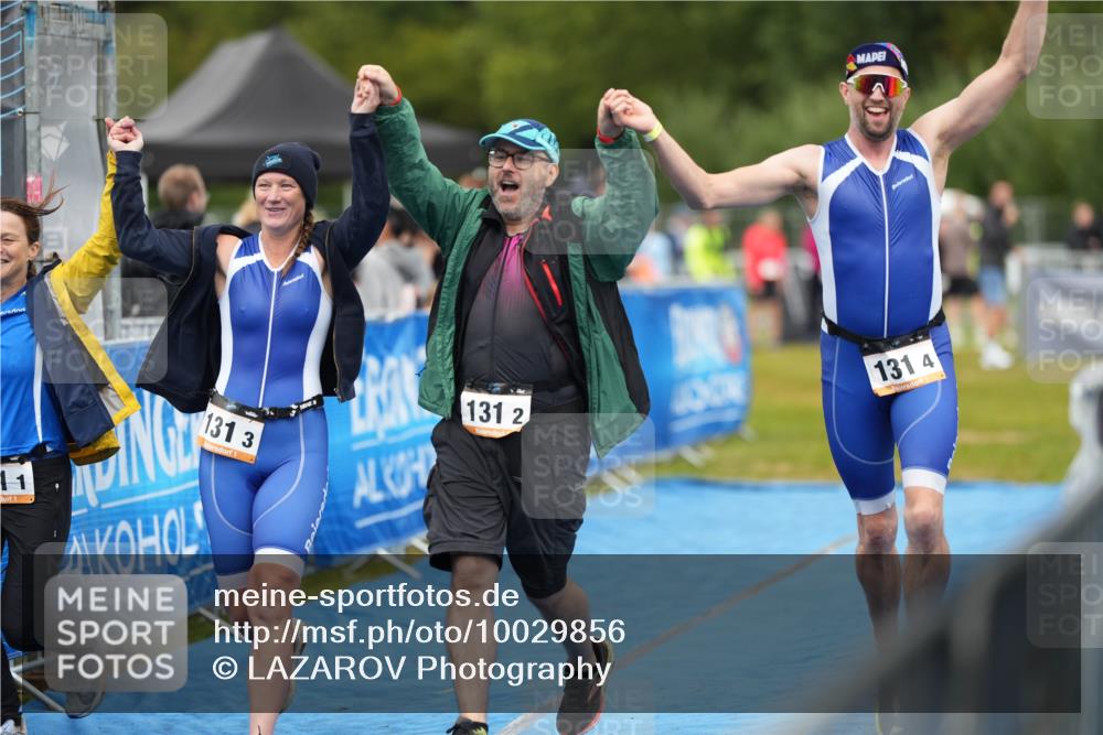 30.08.2026 - Elbe Triathlon Hamburg LAZAROV Photography http://msf.ph/oto/10029856 30.08.2026 16:30:26 Ziel  meine-sportfotos.de