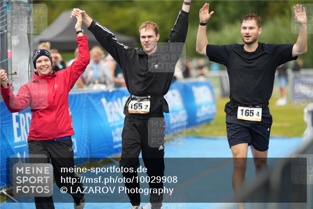 30.08.2026 - Elbe Triathlon Hamburg LAZAROV Photography http://msf.ph/oto/10029908 30.08.2026 16:39:02 Ziel  meine-sportfotos.de