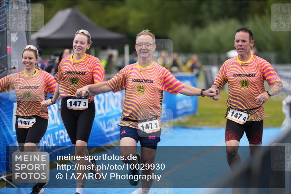 30.08.2026 - Elbe Triathlon Hamburg LAZAROV Photography http://msf.ph/oto/10029930 30.08.2026 16:49:52 Ziel  meine-sportfotos.de